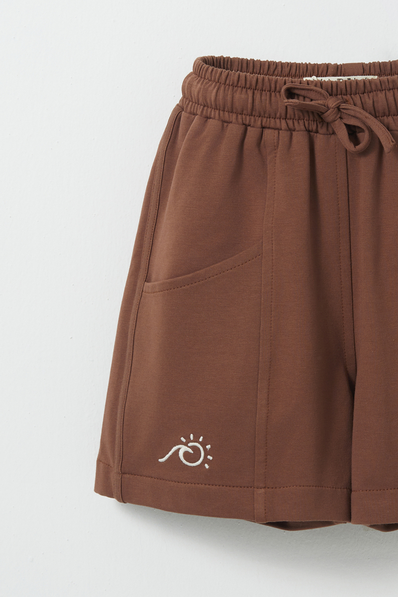 Brown Embroidered Detailed Piping Bermuda Shorts - 2