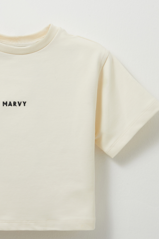 Ekru Nakış Detaylı Hafif Kısa Kesim Tshirt - MARVY (1)
