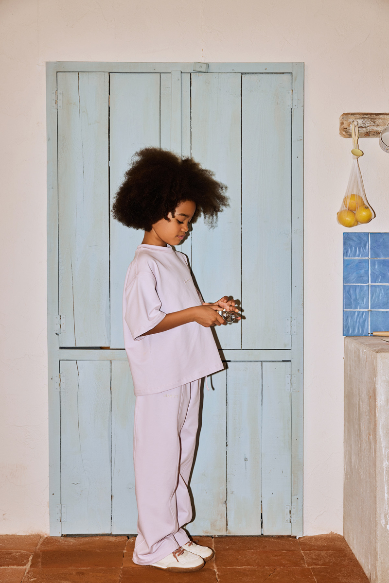 Lilac Embroidery Detailed Lightweight Short Cut T-shirt - 3