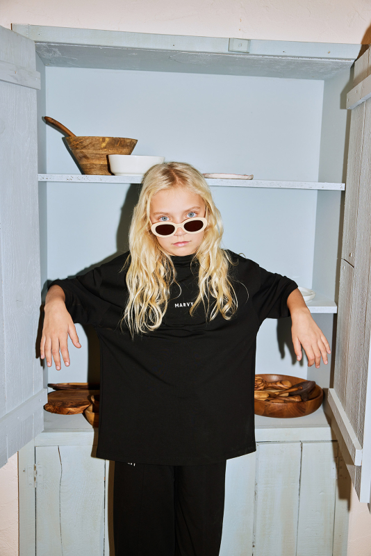 Siyah Nakış Detaylı Oversize Tshirt - MARVY